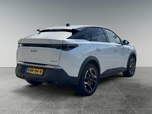 Peugeot 3008 GT 1.6 Plug-in Hybrid 225pk | SCHUIF/KANTELDAK | NAVI | ALCANTARA | CLIMA |