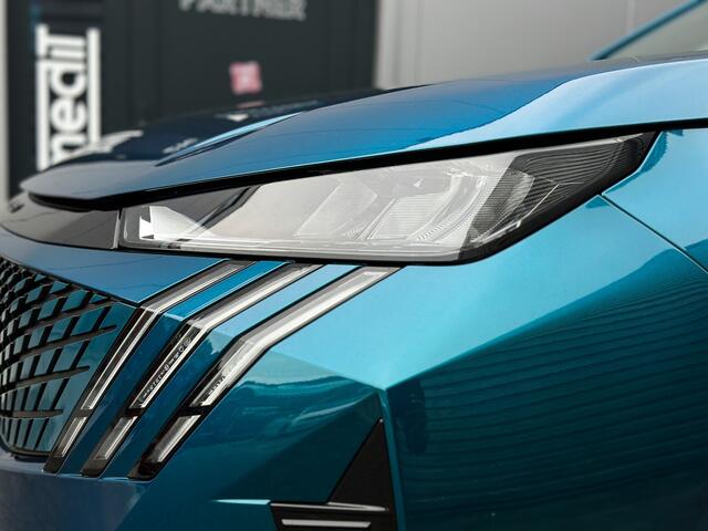 Peugeot 3008 1.6 plug-in Hybrid 195 Allure 195PK | Trekhaak | 360 | ACC | Keyless | LED | Ingaro Blue | 11/25