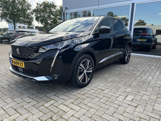 Peugeot 3008 1.2 PureTech Allure / Carplay / Camera / LED / Half Leer / Pdc / Clima