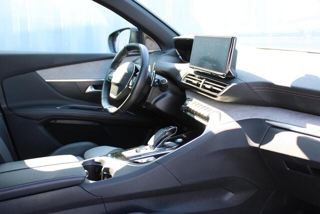 Peugeot 3008 1.6 HYbrid 225 GT CAMERA/TREKHAAK/ALCANTARA
