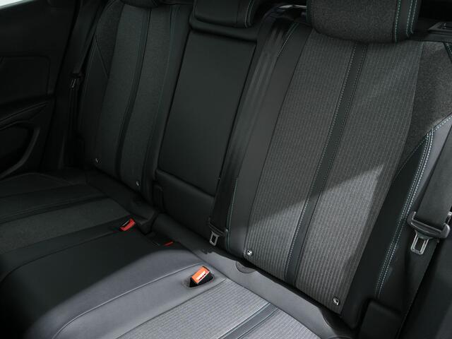 Peugeot 3008 1.2 TURBO 130PK ALLURE EAT8 | Navi | Cruise Adaptief | Camera