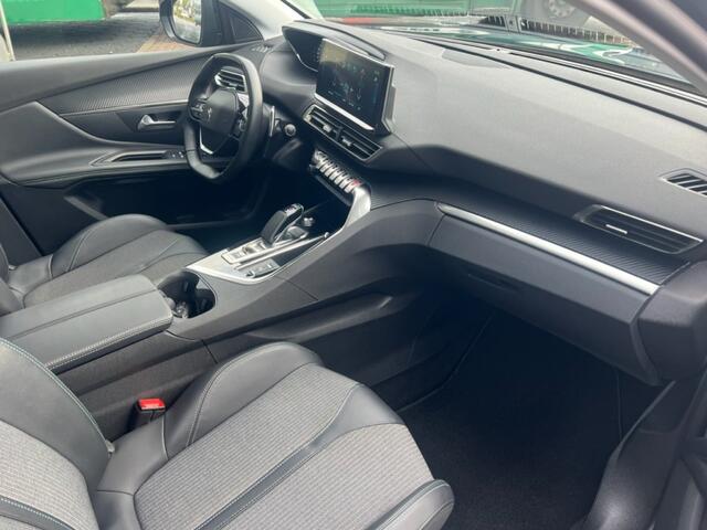 Peugeot 3008 1.6 HYBRID 225 ALLURE Automaat NL-auto Head up / Camera / Trekhaak #HOGEZIT