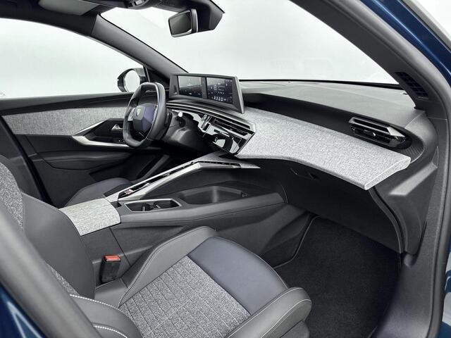 Peugeot 3008 e-3008 Allure Avantage 210pk 73 kWh | Accu 97% | Trekhaak | Navigatie | Draadloos Carplay | Warmtepomp | Camera |