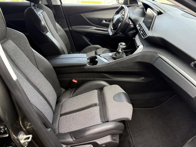 Peugeot 3008 1.2 PureTech Allure