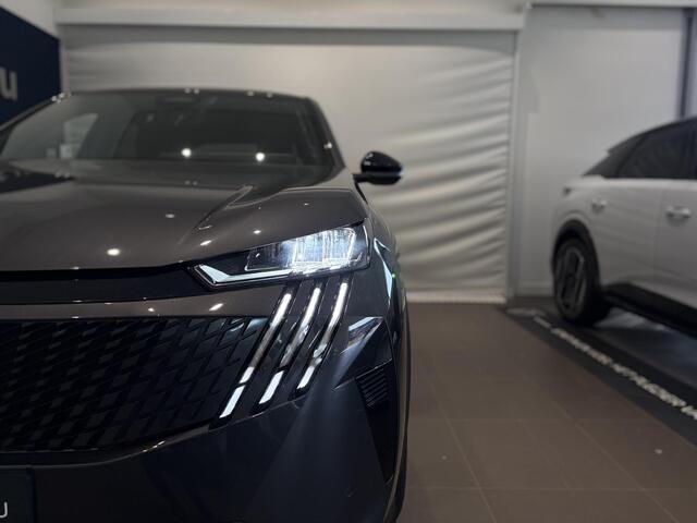 Peugeot 3008 1.6 plug-in Hybrid 195 Allure