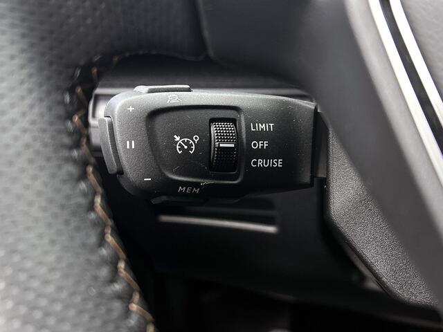 Peugeot 3008 Hybrid 145 pk Automaat GT | Adaptieve Cruise control | Elektrische kofferklep | Stoelverwarming |