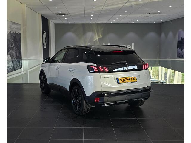 Peugeot 3008 1.2 PureTech GT Pack Business | Automaat | Panoramisch schuifdak | Adaptieve Cruise Control | Camera | Apple Carplay/Android auto