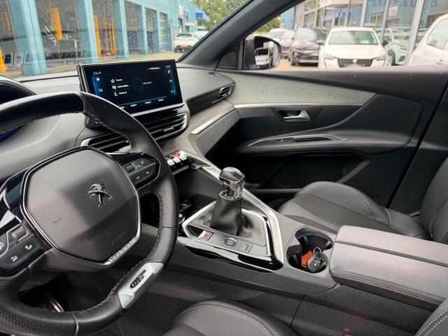 Peugeot 3008 1.2 PURETECH GT 130 PK NAVI PANO AIRCO/ECC