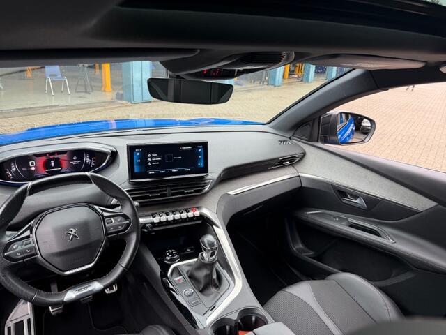 Peugeot 3008 1.2 PURETECH GT 130 PK NAVI PANO AIRCO/ECC