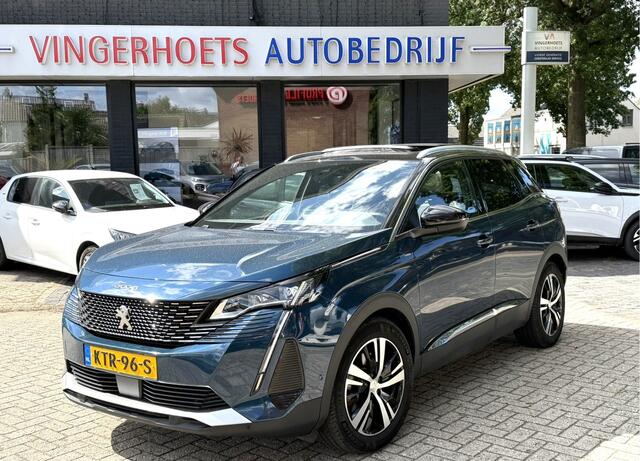 Peugeot 3008 1.6 HYbrid 225 Allure Benzine & Elektrisch Hybride * Open Schuifdak * Stoelverwarming * Dodehoek Bewaking * Keyless Entry & Start * Navigatie * Climate & Cruise Control * Wallbox Stekker * Vingerhoets; Vierde Generatie Eersteklas Service. Al meer dan 100 jaar een begrip in de Brabantse Kempen.