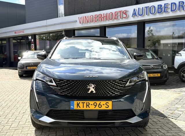 Peugeot 3008 1.6 HYbrid 225 Allure Benzine & Elektrisch Hybride * Open Schuifdak * Stoelverwarming * Dodehoek Bewaking * Keyless Entry & Start * Navigatie * Climate & Cruise Control * Wallbox Stekker * Vingerhoets; Vierde Generatie Eersteklas Service. Al meer dan 100 jaar een begrip in de Brabantse Kempen.