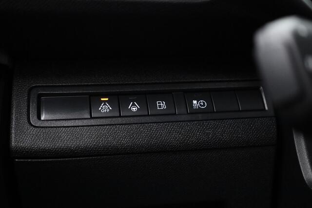 Peugeot 3008 1.6 HYbrid 225 GT | Rijklaar!! | Pano | Adapt. Cruise | Camera + PDC | Keyless | Apple CarPlay | dodehoekdet.