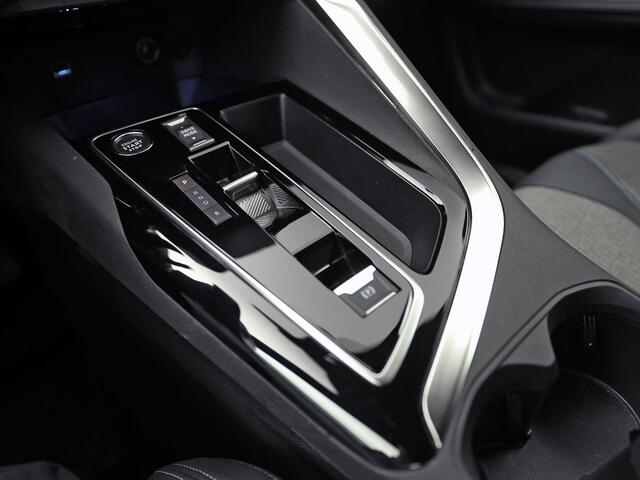 Peugeot 3008 1.6 HYbrid 225 Allure Sport 225Pk Automaat (APPLE CARPLAY, GROOT NAVI, 99% SOH, 360 CAMERA, LEDER, SPORTSTOELEN, ZWART HEMEL, GETINT GLAS, NIEUWSTAAT)