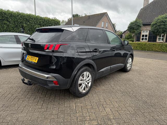 Peugeot 3008 1.2 PureTech Blue Lease Executive