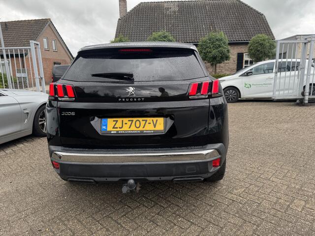 Peugeot 3008 1.2 PureTech Blue Lease Executive