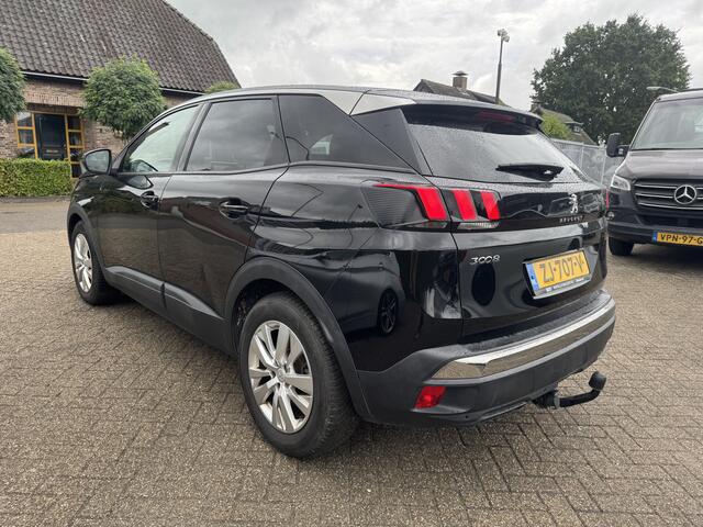 Peugeot 3008 1.2 PureTech Blue Lease Executive