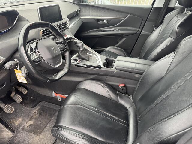 Peugeot 3008 1.2 PureTech Blue Lease Executive