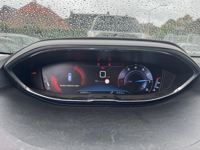 Peugeot 3008 1.2 PureTech Blue Lease Executive
