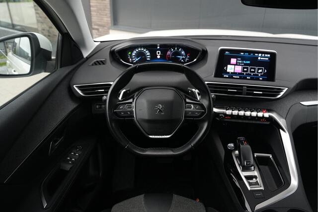 Peugeot 3008 1.6 PureTech Blue Lease Premium - Memory - Stoelverwarming - Trekhaak - Cruise - Carplay/Android - Keyless - Rijklaar