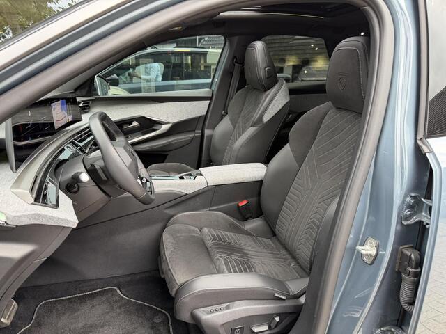 Peugeot 3008 1.6 plug-in Hybrid 195 GT | Afneembare trekhaak 1550 KG | Tot 8 jaar Garantie | Stekkerhybride tot 85 KM Elektrisch Rijden | Panorama/Schuif-Kanteldak | Luxe Alcantara & Leder Interieur met Massage | Achteruitrij-Camera | Navigatie | Adaptieve Cruise Control | Elektrische Kofferklep | Stoel- & Stuurverwarming | 19" Lichtemetalen Velgen | Parkeersensoren V+A | Full LED Verlichting | Keyless Entry |