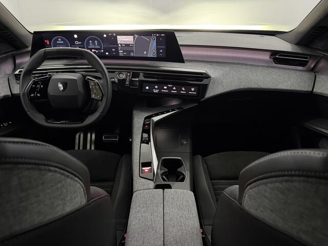 Peugeot 3008 1.2 Hybrid 136 GT 360 Camera, Navi, Half leder/Alcantara, Memory stoelen, Stoelverwarming, Elektrische achterklep, Rijstrook correctie, Keyless start