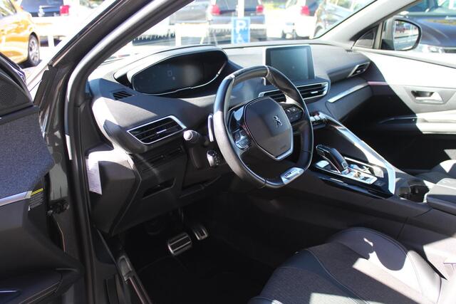 Peugeot 3008 1.6 180PK AUTOMAAT GT LINE | NAVIGATIE | CAMERA | APPLE CARPLAY/ANDROID AUTO | CLIMATE CONTROL | CRUISE CONTROL | FULL LED KOPLAMPEN | MISTLAMPEN VOOR | AFNEEMBARE TREKHAAK | 19" LICHTMETALEN VELGEN |