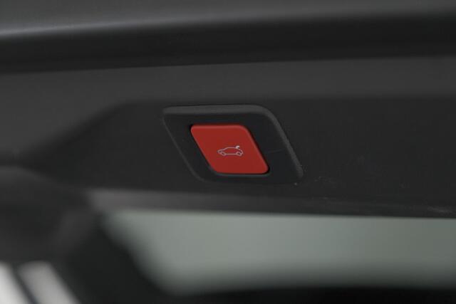 Peugeot 3008 1.2 Hybrid 145 GT | 360 Vision Pack | Adaptieve Cruise Control | Stoelen Pakket Inclusief Verwarmde Achterbank