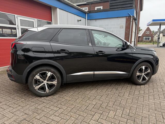 Peugeot 3008 1.2 PureTech 131 PK | Automaat | Crossway | Speciale uitvoering | Navigatiesysteem |