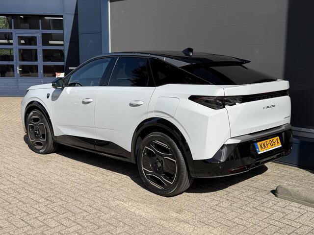 Peugeot 3008 e-3008 GT Long Range 230 97 kWh | Nieuwe Auto | Tot 8 jaar Garantie | 700 KM WLTP | Stoel & Stuurverwarming | LED Matrix Verlichting | Navigatie | 20" Lichtmetalen Velgen | 360 Graden Camera | Dode Hoek Detectie | Adaptieve Cruise Control | Hoge Zitpositie | Warmtepomp |