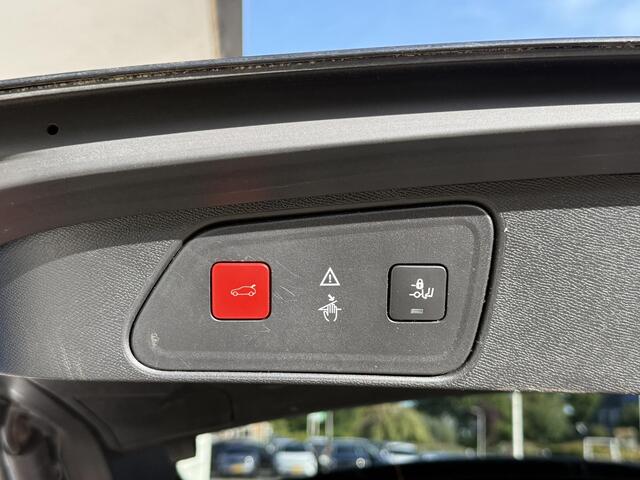 Peugeot 3008 1.6 HYbrid4 300 Première Pack | AGR Stoelen | Afneembare Trekhaak | Climate & Cruise Control | Navigatie | Elektrische Achterklep |