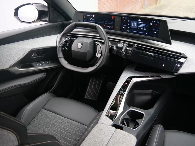 Peugeot 3008 1.2 Hybrid 145 Pk Allure Automaat Apple Carplay / DAB / Camera