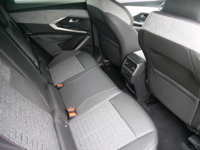 Peugeot 3008 1.2 Hybrid 145 Pk Allure Automaat Apple Carplay / DAB / Camera