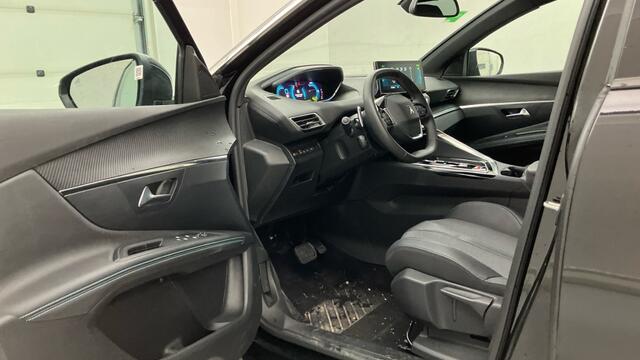 Peugeot 3008 Hybrid |1.6 Hybrid 180 PK | Cruise Control | Navigatie |