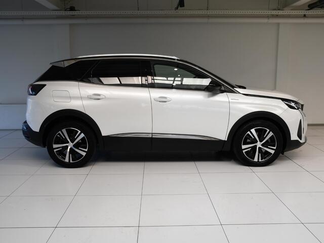 Peugeot 3008 1.6 HYbrid 225 GT | Alcantara | Stoelverwarming | Elektrisch bedienbare achterklep | Navigatie | Keyless Entry + Start |