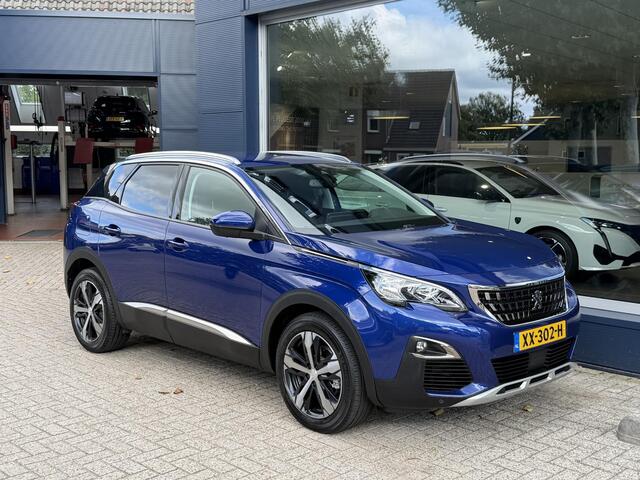 Peugeot 3008 1.2 Turbo 130PK Allure | Trekhaak 1400KG | Hoge Zitpositie | Stoelverwarming | Navigatie | Cruise Control | Lichtmetalen velgen | Climate Control | Parkeercamera | Half lederen bekleding.