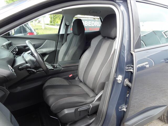 Peugeot 3008 1.2 PureTech Access