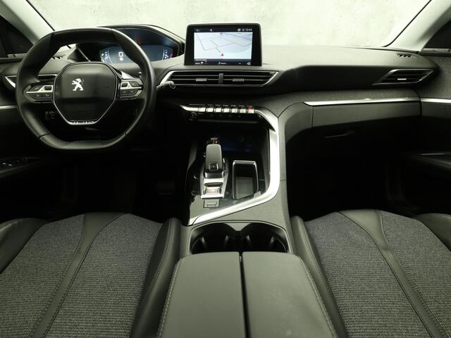 Peugeot 3008 1.2 PureTech Allure Automaat (APPLE CARPLAY, GROOT NAVI, 360 CAMERA, FOCAL AUDIO, LEDER, SPORTSTOELEN, TREKHAAK, KEYLESS, GETINT GLAS, NIEUWSTAAT) – foto 6