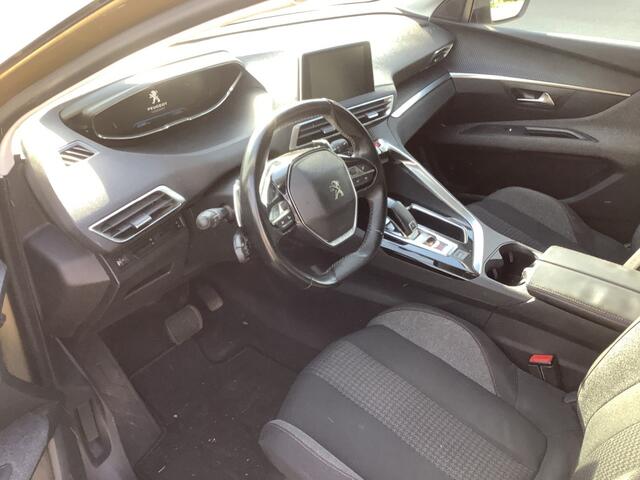 Peugeot 3008 1.2 PURETECH ALLURE Automaat – foto 2