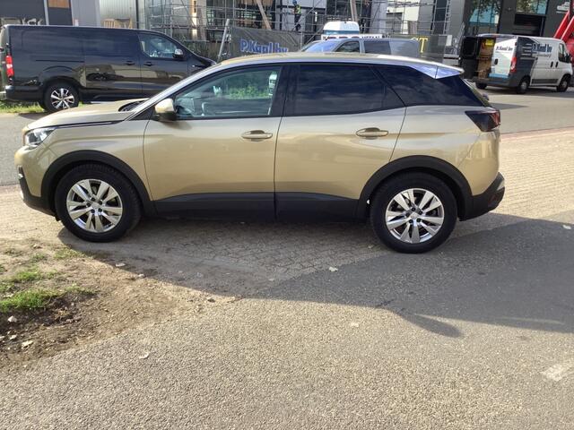 Peugeot 3008 1.2 PURETECH ALLURE Automaat – foto 3