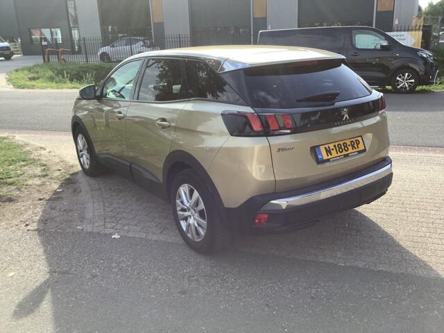 Peugeot 3008 1.2 PURETECH ALLURE Automaat – foto 4