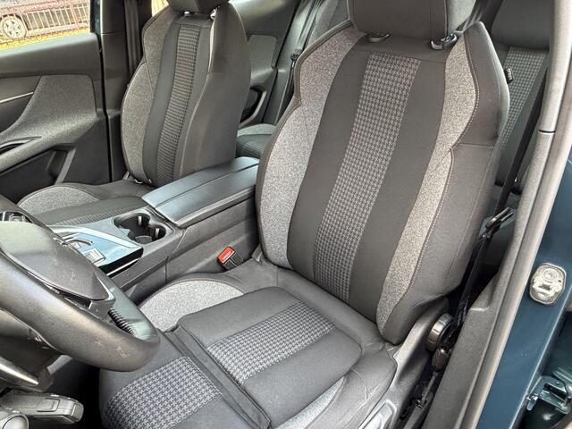 Peugeot 3008 1.2 PureTech Active Automaat | Trekhaak | PDC | Camera | – foto 9