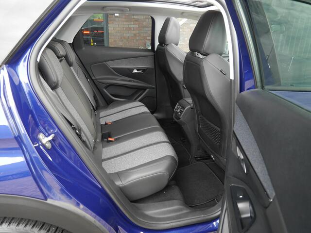 Peugeot 3008 1.6 e-THP Allure | Automaat | Panoramadak / schuifkantel| Trekhaak | Achteruitrij Camera | Navigatie | Carplay | Climate/Cruise Control | LED Koplampen – foto 8