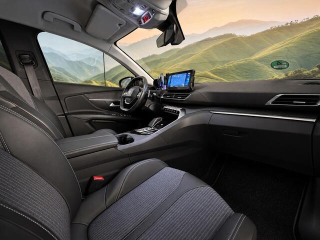 Peugeot 3008 1.6 HYbrid 225 Allure – foto 4