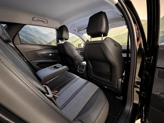 Peugeot 3008 1.6 HYbrid 225 Allure – foto 7