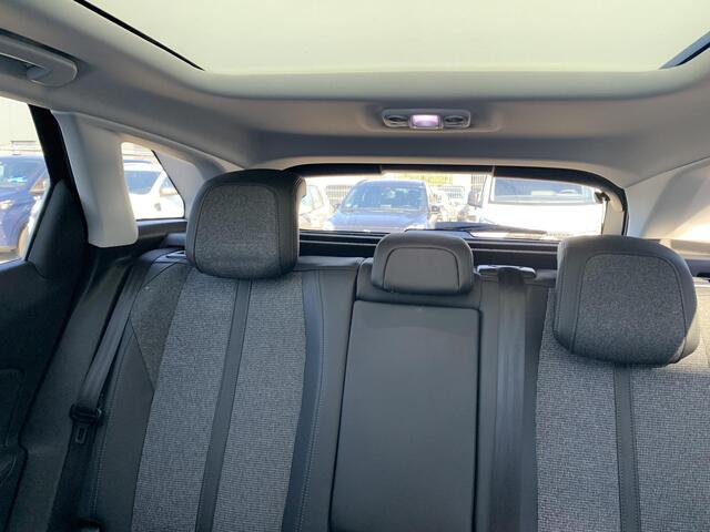 Peugeot 3008 1.2 PureTech Première | Unieke KM Stand! | Trekhaak | Panorama Dak | Camera | Blind Spot | Climate Control | Cruise Control | – foto 10