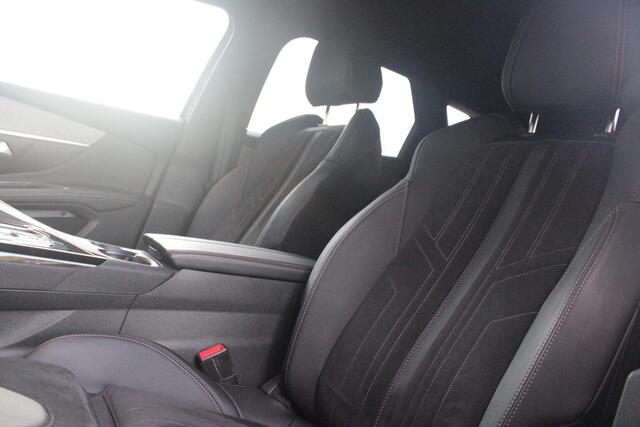 Peugeot 3008 1.6 HYbrid 225PK GT PACK BUSINESS BLACK PACK | AFNEEMBARE TREKHAAK | ADAPTIVE CRUISE CONTROL | ELEKLTRISCH VERSTELBARE BESTUUDERSSTOEL MET GEHEUGENFUNCTIE | MASSAGE FUNCTIE OP BEIDE VOORSTOELEN | STOEL VERWARMING | FULL LED KOPLAMPEN | ELEKTRISCH BEDIENBARE ACHTERKLEP | FOCAL AUDIO SYSTEEM | ZWART DAK | LICHTMETALEN VELGEN 19" | DODEHOEK DETECTIE | KEYLESS ENTRY/START | APPLE CARPLAY/ANDROID AUTO | NAVIGATIE | CAMERA VOOR + ACHTER | – foto 2