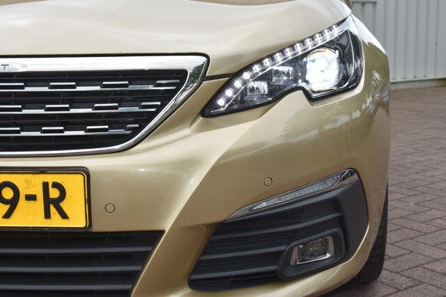 Peugeot 308 SW 1.2 131 PK Allure. Navigatie, 6 versnellingen, Leer!!