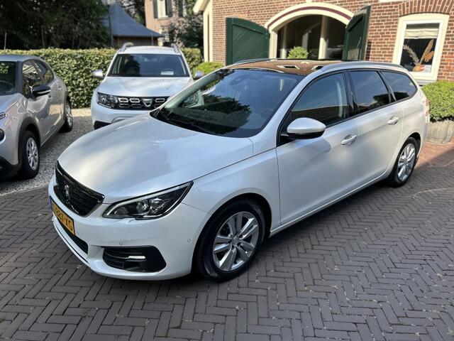 Peugeot 308 1.2 PT Blue L. Ex Panodak, Navi, LMV, 1e Eigenaar