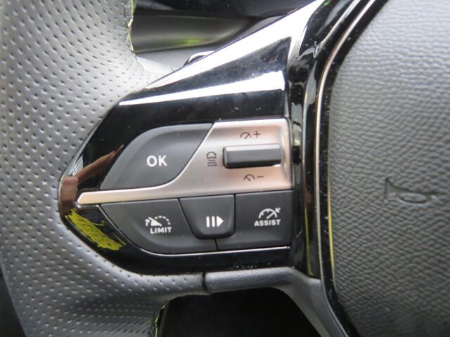 Peugeot 308 SW 1.2 Turbo Automaat GT navi/18"LM /Clima/Cruise/Camera