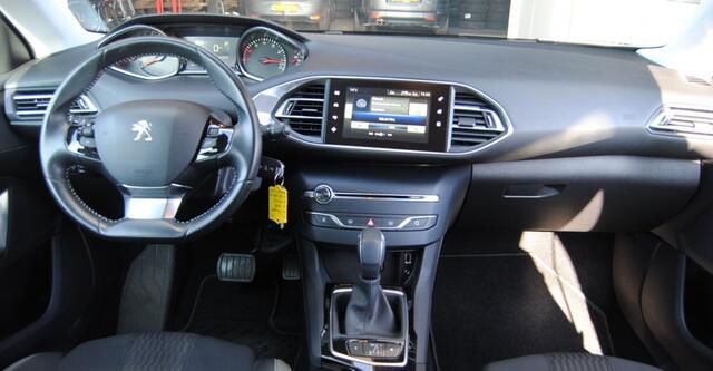 Peugeot 308 1.2 PureTech Style